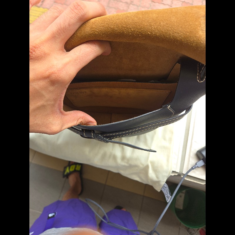 loewe Gate Small Bag Midnight Blue

(午夜藍）-7