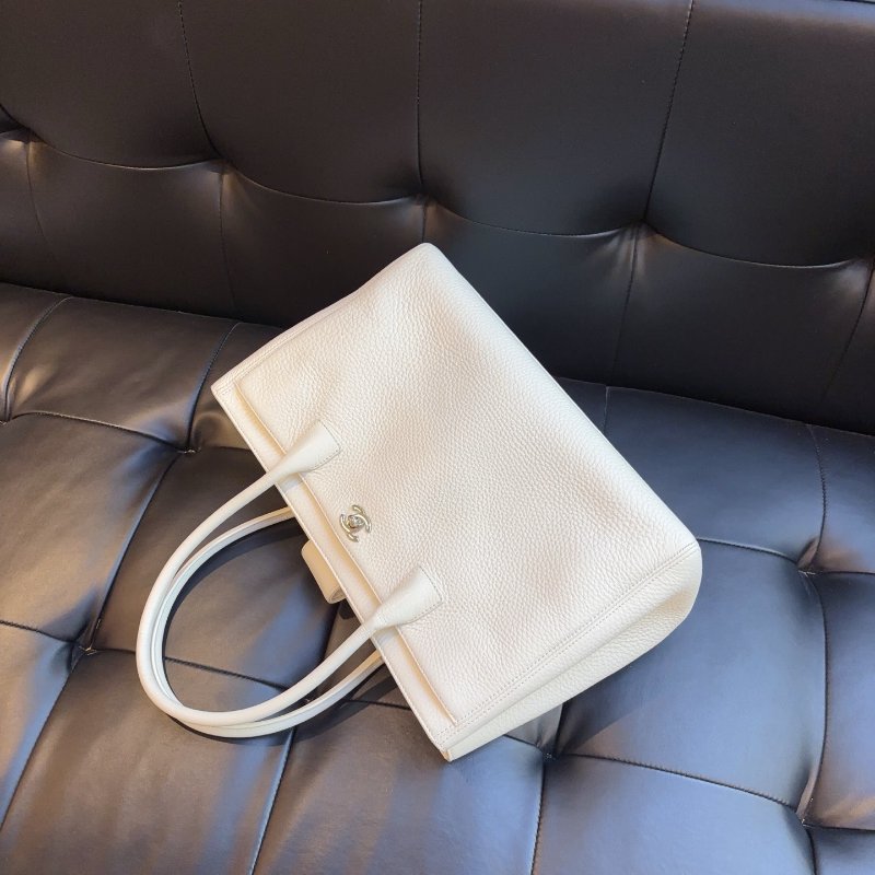 香奈兒/Chanel Cerf Tote 粗顆粒牛皮白色銀扣 花園手提 托特包-5