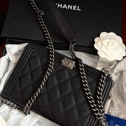 全新品 香奈兒/Chanel leboy繫列黑銀荔枝皮woc鏈條包 芯片款-8