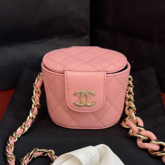 閒置新 香奈兒/Chanel 樹脂Mini化粧盒 粉色羊皮鏈條斜背包-5