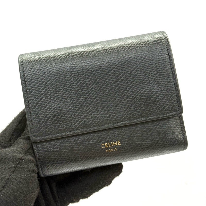 CELINE 黑色牛皮TRIFOLD COMPACT三折扣式短夾-0