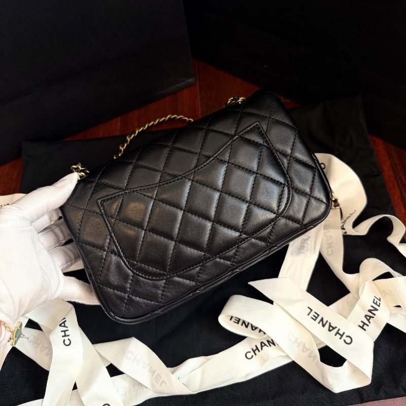 閒置新 香奈兒/Chanel 黑金羊皮 核桃球調節扣大mini CF芯片款-6