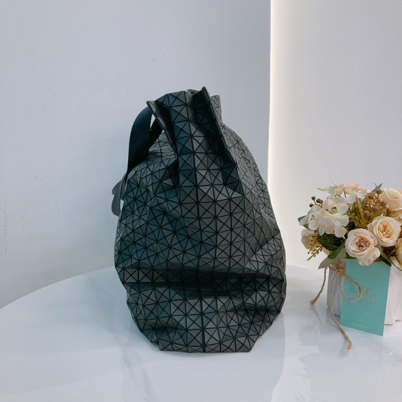 MS0713 Issey Miyake 三宅一生 幾何三角包 直托特 黑色 銀扣 Bao Bao Vertical Shopping Tote 32cm Black x PHW-2