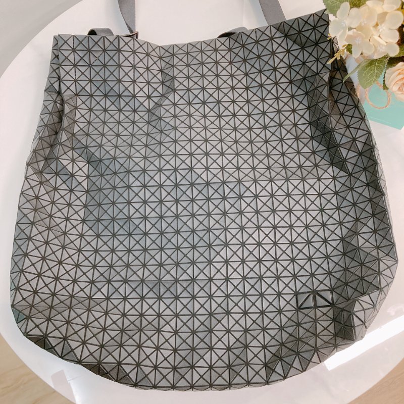 MS0713 Issey Miyake 三宅一生 幾何三角包 直托特 黑色 銀扣 Bao Bao Vertical Shopping Tote 32cm Black x PHW-20