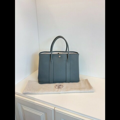 Hermes Garden Party 36
杏仁綠銀扣