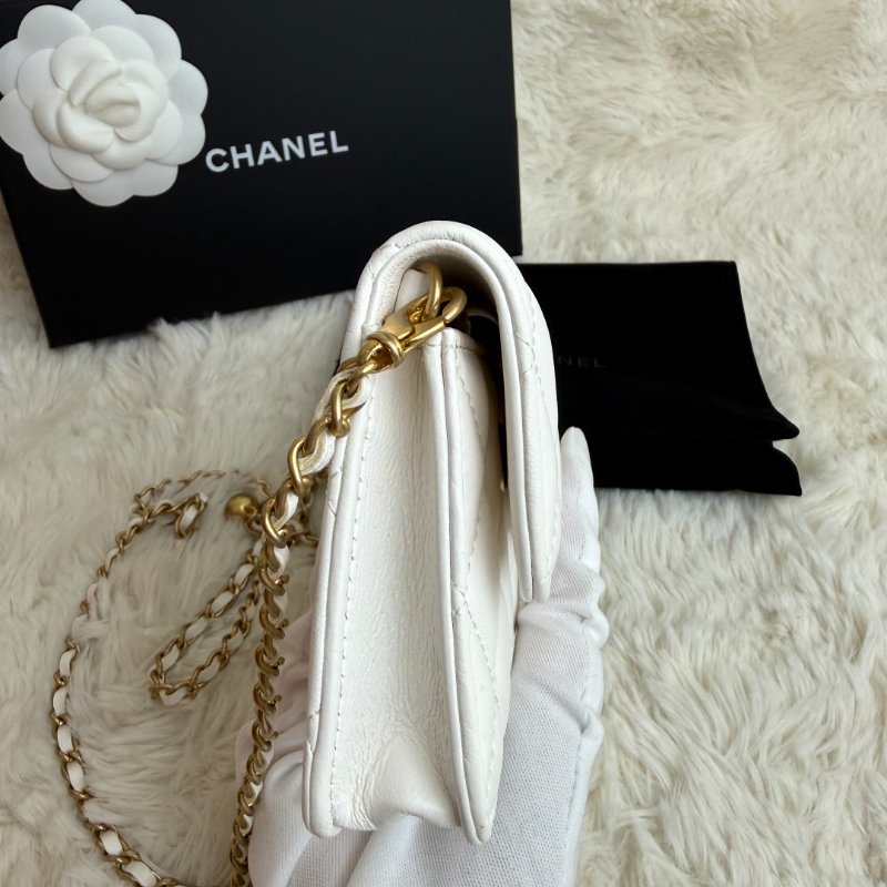 Chanel 小金球 單肩包 白色 菱格紋 羊皮 雙金球 鏈條-8