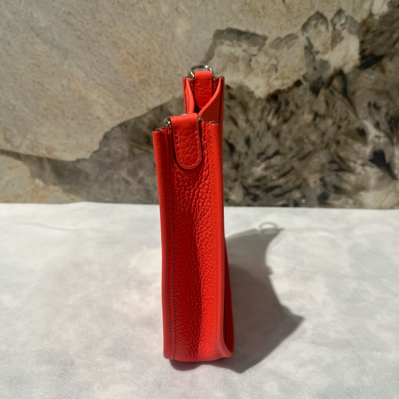 Hermes 蜜桃紅Mini Evelyne 16cm-1