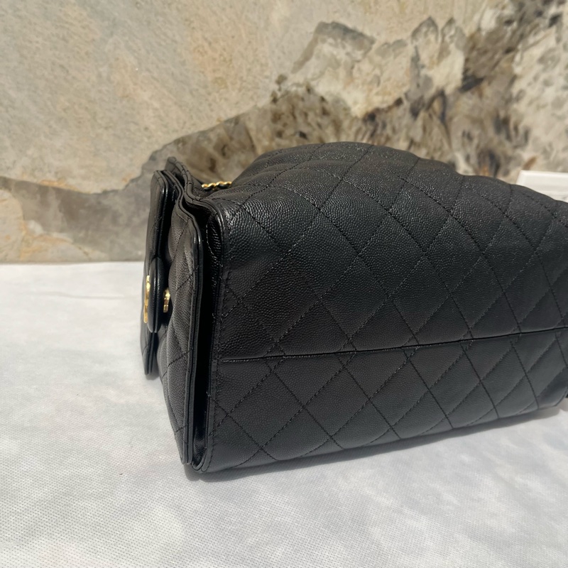 Chanel黑荔枝牛皮金釦小號 25 bag-5