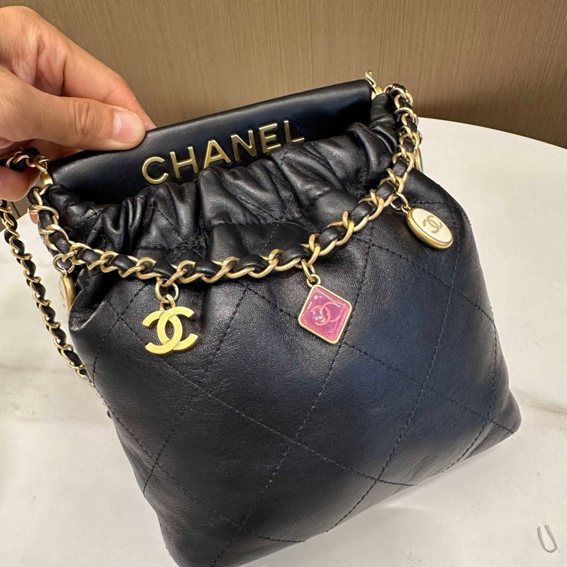 Chanel香奈兒 23p芯片黑色金扣羊皮彩寶福袋單肩斜挎包  尺寸：17*16cm-8