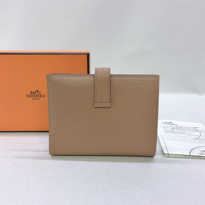 HERMES Bearn小牛皮雙折短夾-1