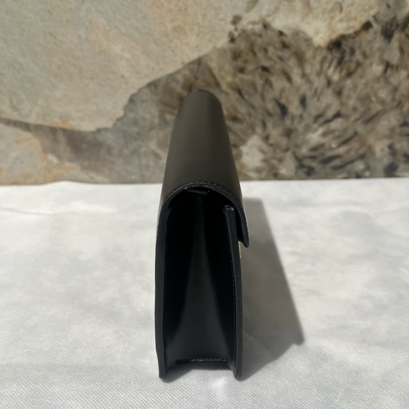 Celine黑金牛皮凱旋門WOC鏈條斜背包-1