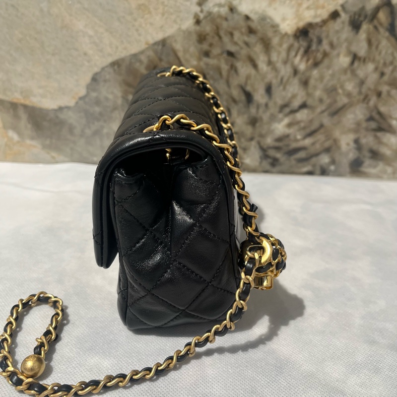 Chanel黑羊皮核桃金球方胖-2