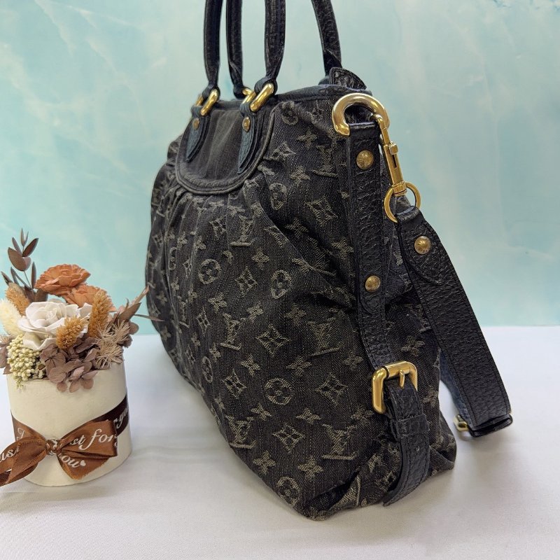 LV Denim Neo Cabby GM黑灰丹寧手提包-2