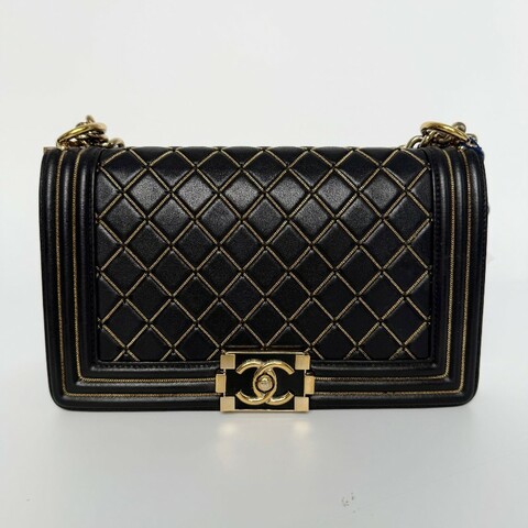 Chanel Leboy medium 
特別版 黑金經典顏色