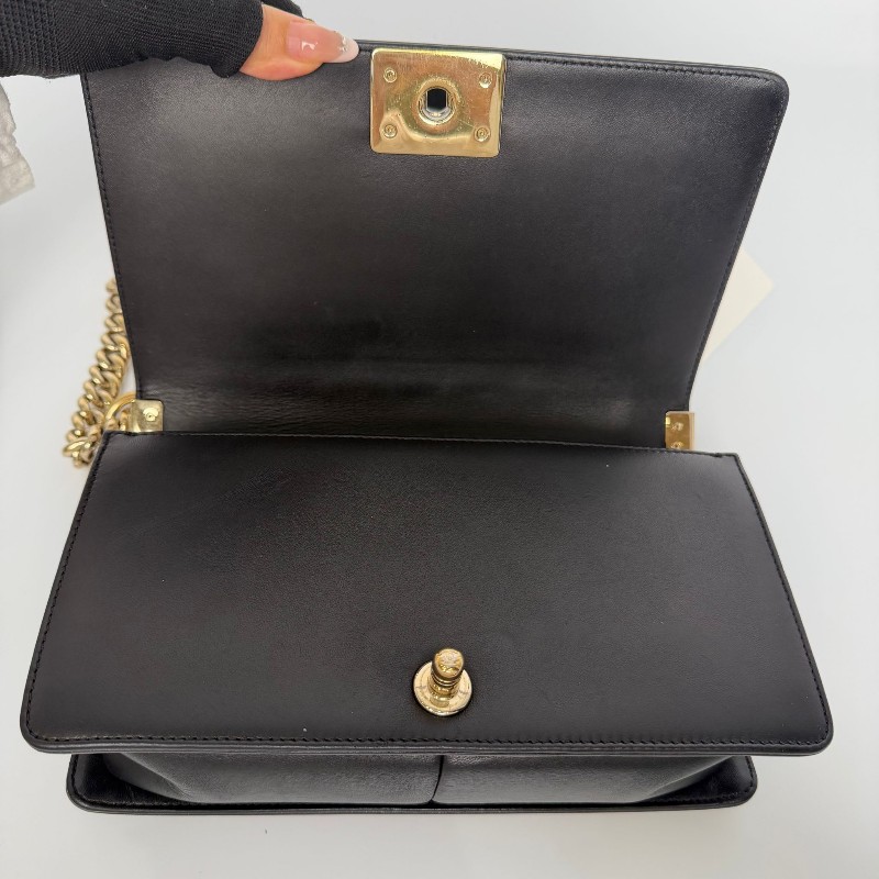 Chanel Leboy medium 
特別版 黑金經典顏色-7