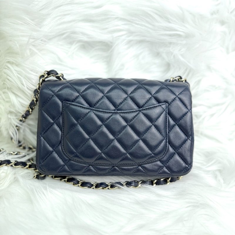 Chanel CLASSIC FLAP 深藍色 菱格纹 羊皮 mini 金扣-2