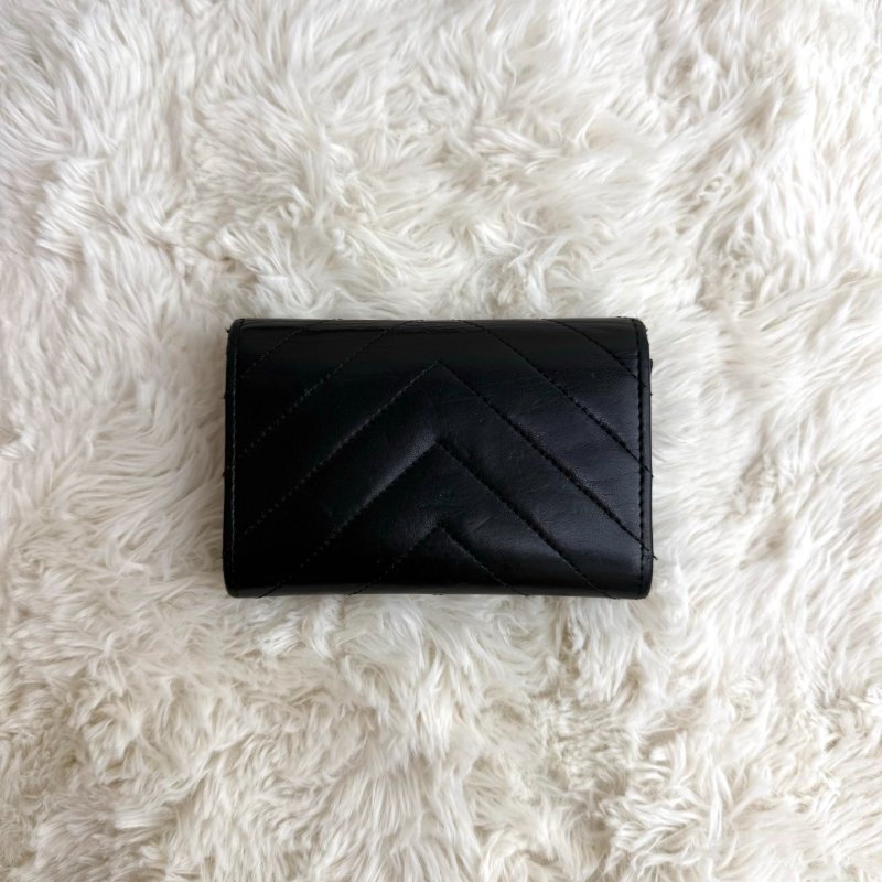 Chanel 黑金V紋 卡包-2