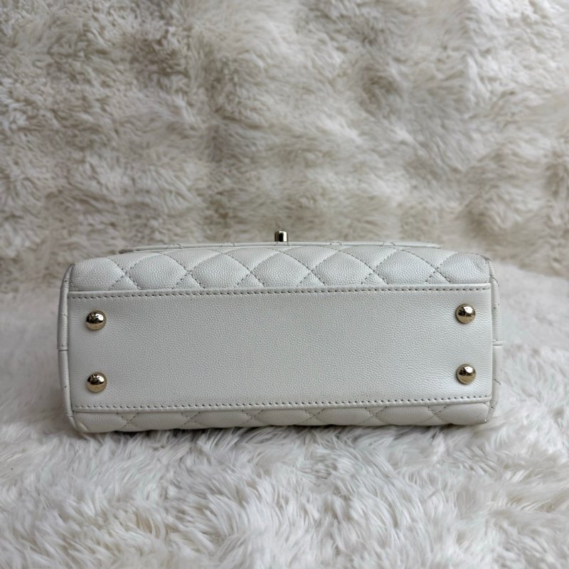 Chanel COCO HANDLE 白色 菱格紋 荔枝牛皮 小號 金扣-4