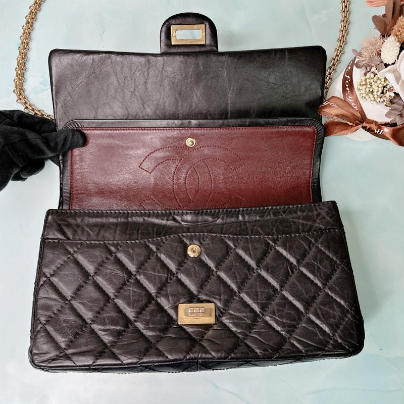 CHANEL 2.55黑金鏈帶包-5