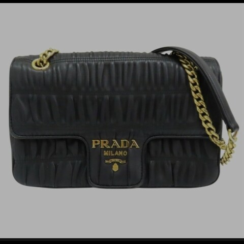 PRADA 普拉達 黑色 羊皮 Gaufre 肩背包 1BD235