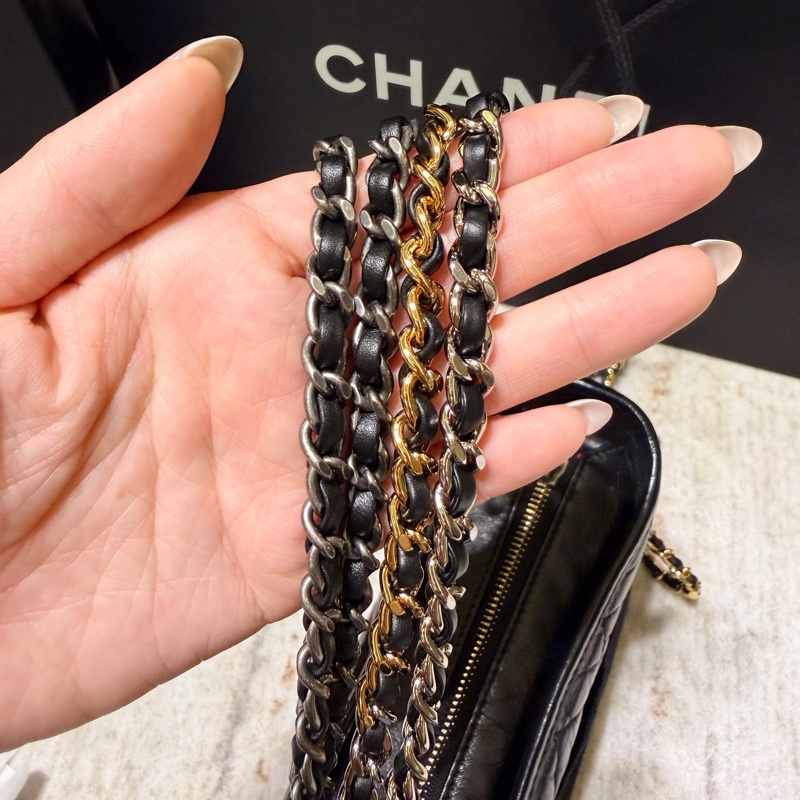 香奈兒 Chanel 黑金流浪包 小款-17
