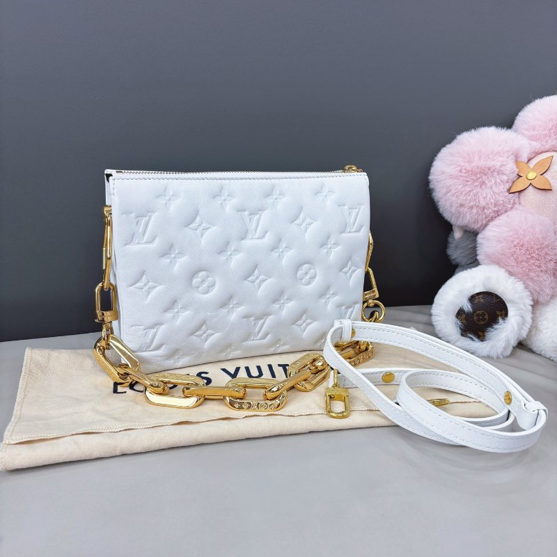 芯片款 路易威登/Louis Vuitton 白色全皮老花壓紋Coussin BB-0