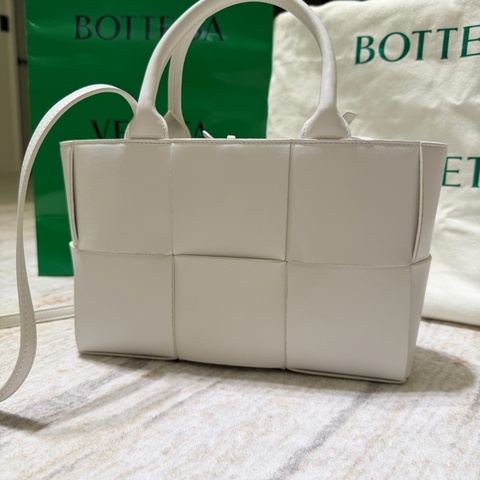 BV Candy ARCO tote全白款 mini款