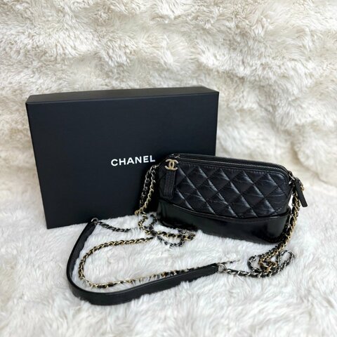 Chanel 流浪包 黑色 菱格纹 牛皮 mini