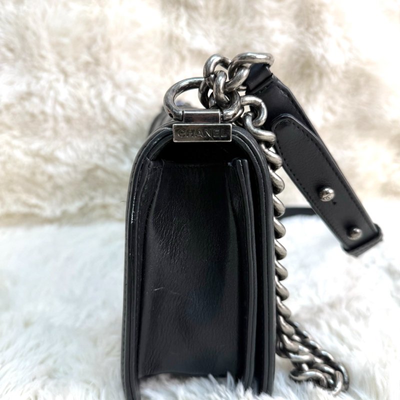 Chanel Leboy 黑色 浮雕菱格紋 牛皮 中號 做舊銀扣-3