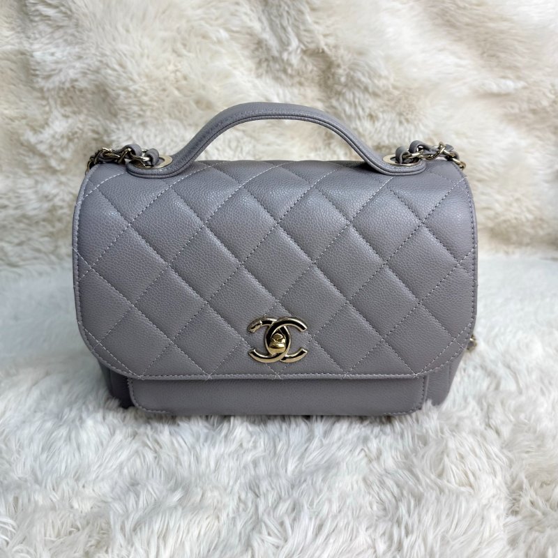 Chanel 灰色郵差包 affinity 芯片-1