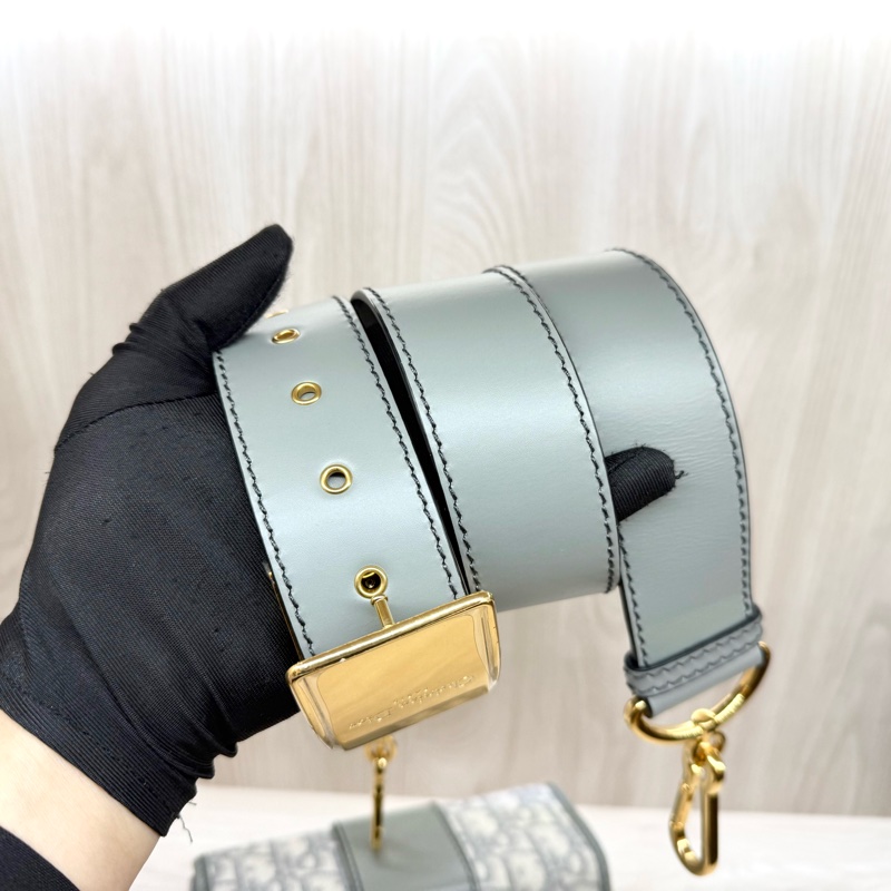 DIOR🩶灰緹花布30 Montaigne肩背包-13
