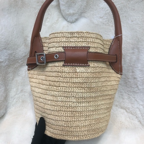 CELINE 拉菲草 編織Nano Bucket IA660