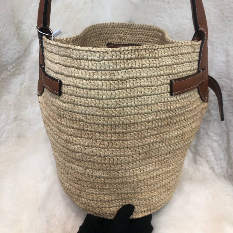 CELINE 拉菲草 編織Nano Bucket IA660-1