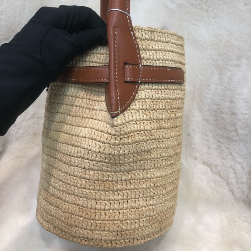 CELINE 拉菲草 編織Nano Bucket IA660-3