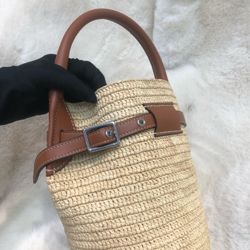 CELINE 拉菲草 編織Nano Bucket IA660-8