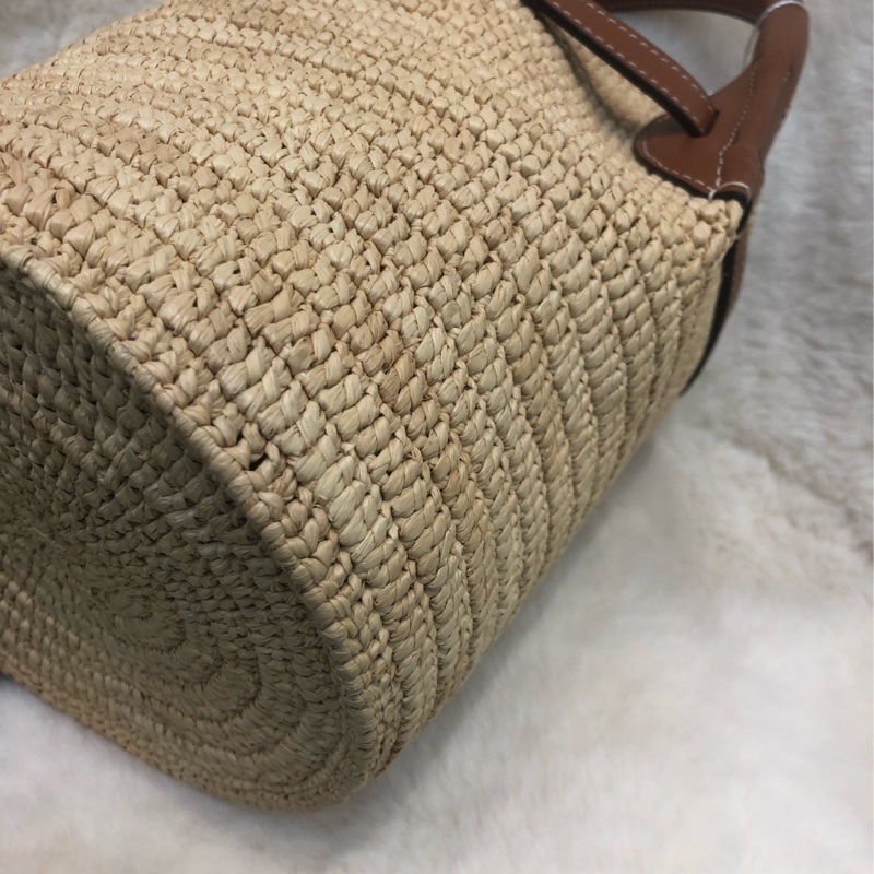 CELINE 拉菲草 編織Nano Bucket IA660-10