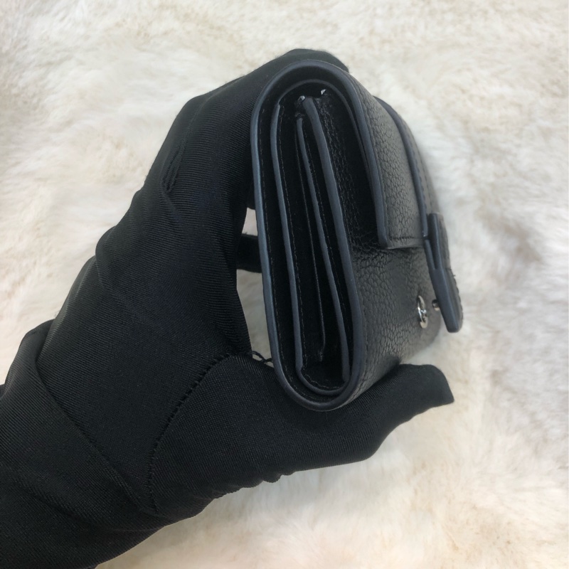 Loewe 黑色牛皮銀包 XC398-3