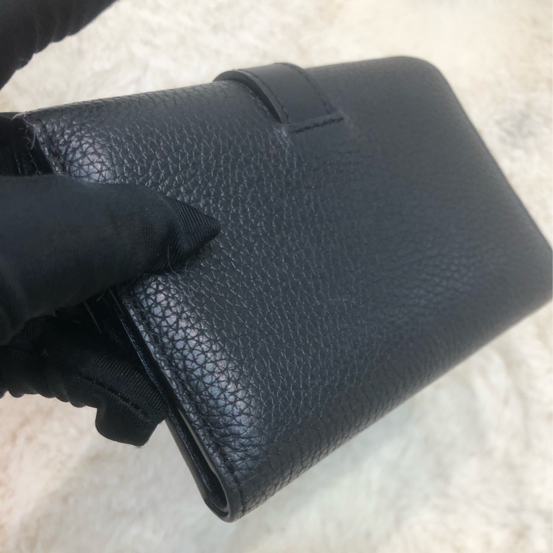 Loewe 黑色牛皮銀包 XC398-11