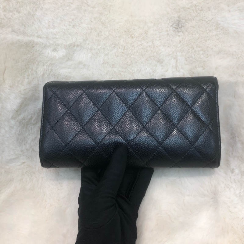 Chanel 黑色荔枝牛皮長銀包 XC378-1