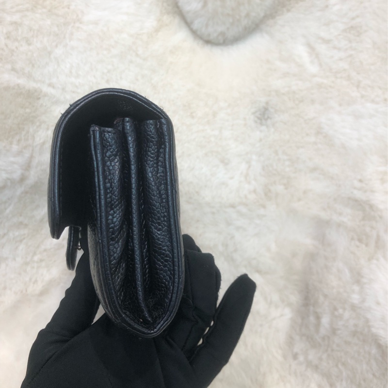 Chanel 黑色荔枝牛皮長銀包 XC378-3