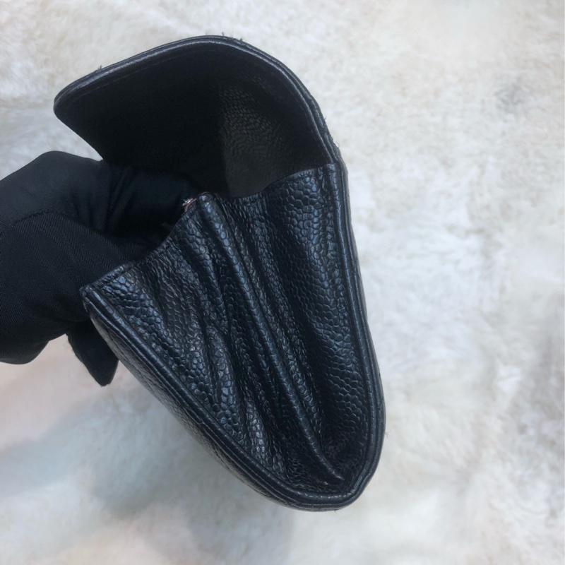 Chanel 黑色荔枝牛皮長銀包 XC378-6