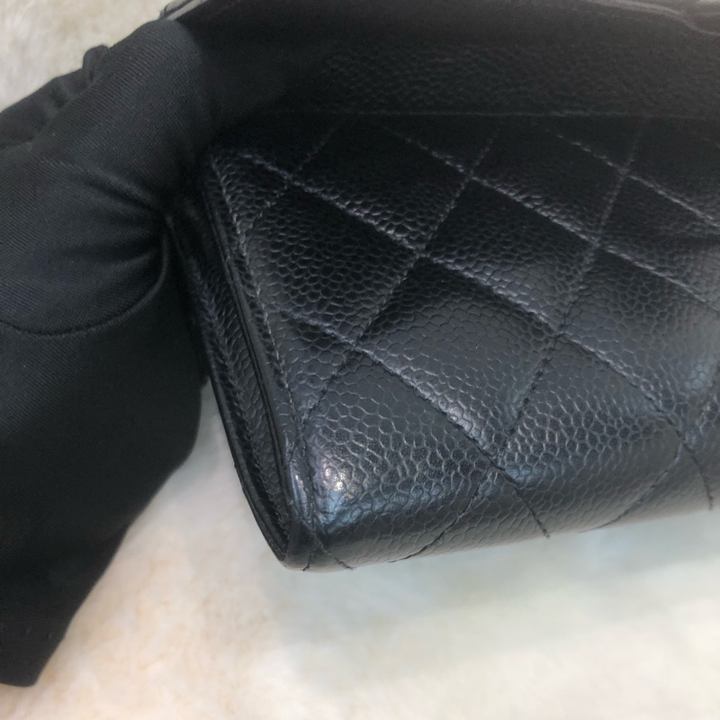 Chanel 黑色荔枝牛皮長銀包 XC378-8