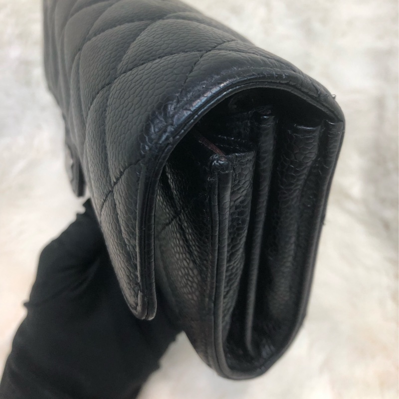 Chanel 黑色荔枝牛皮長銀包 XC378-13