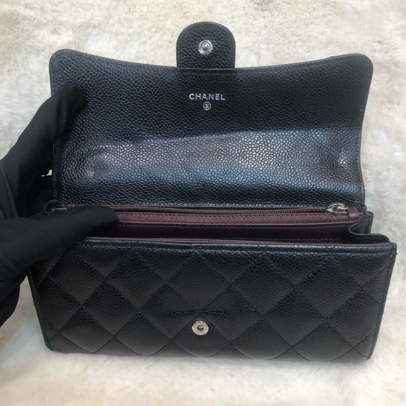 Chanel 黑色荔枝牛皮長銀包 XC378-14