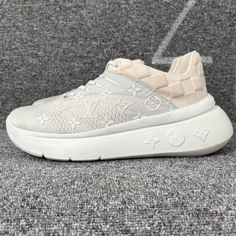 Louis Vuitton 路易威登 白色網面老花運動鞋@42碼 🧡-0