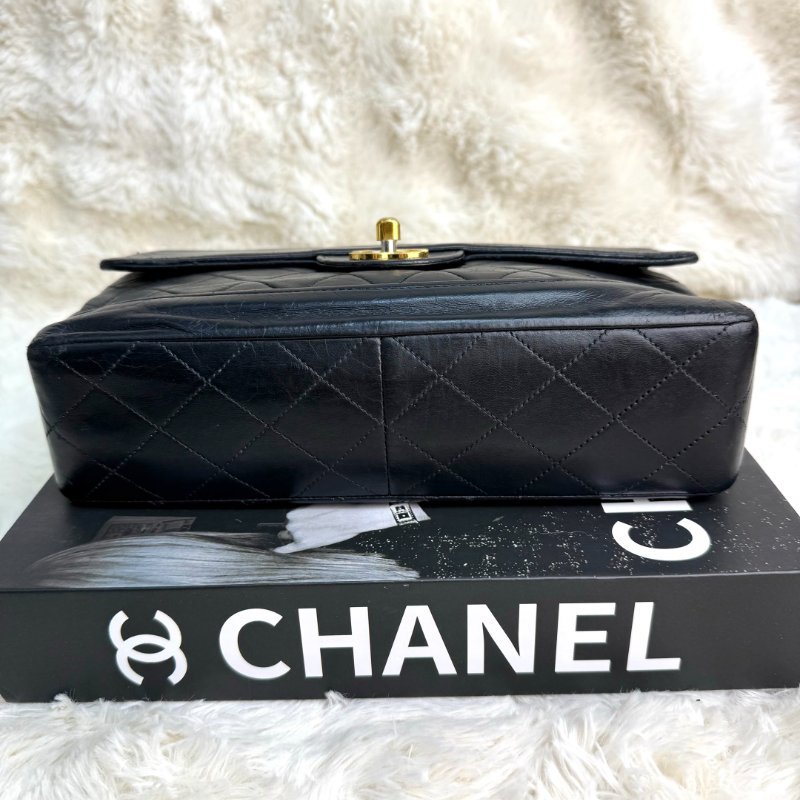 Chanel Matelasse 黑色 菱格紋 羊皮 金扣-5