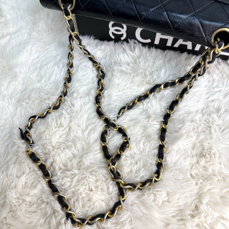 Chanel Matelasse 黑色 菱格紋 羊皮 金扣-8