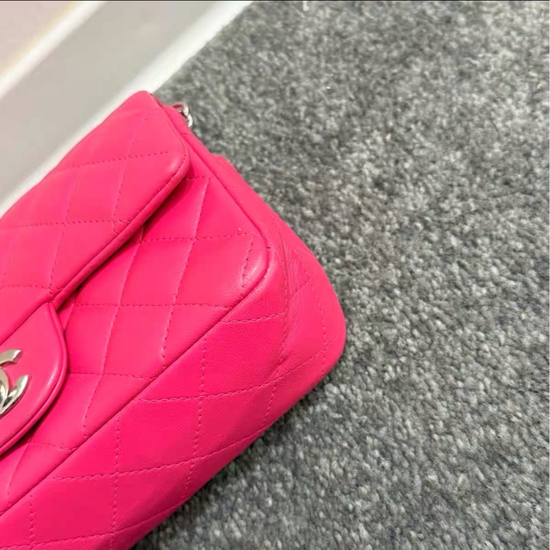 少女心爆棚💕99新🆕Chanel香奈兒唇膏粉銀扣大minicf單肩斜挎鏈條包💄-9