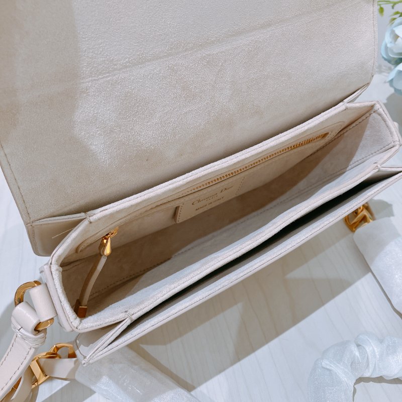 TK2041 Christian Dior 迪奧CD字翻蓋式鍊帶包包 CD Signature Flap Crossbody Bag Calfskin-13