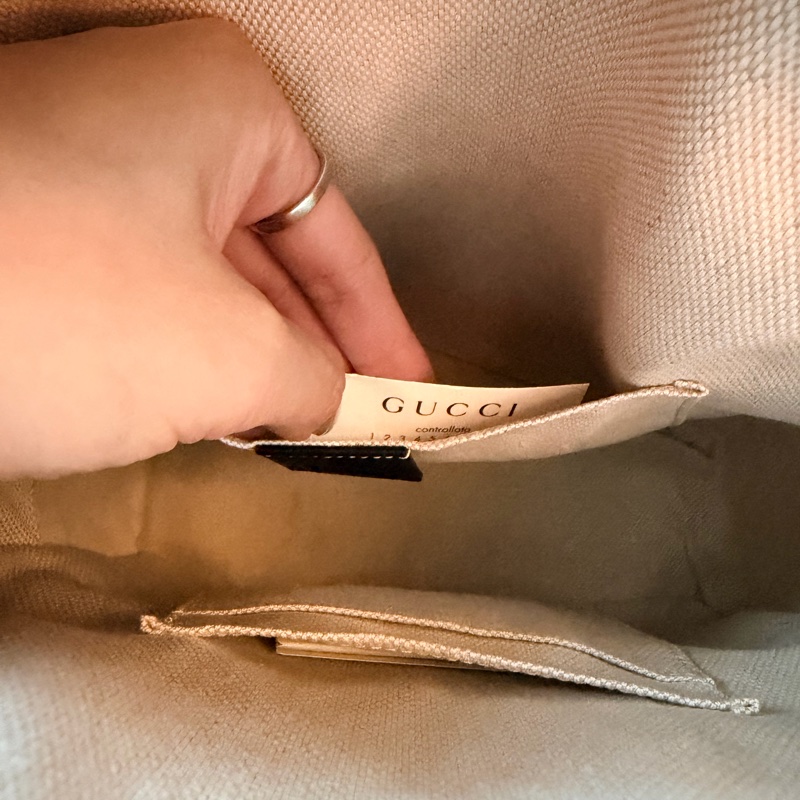 Gucci  SOHO雙G車紋牛皮荔枝紋鏈帶後背包-22